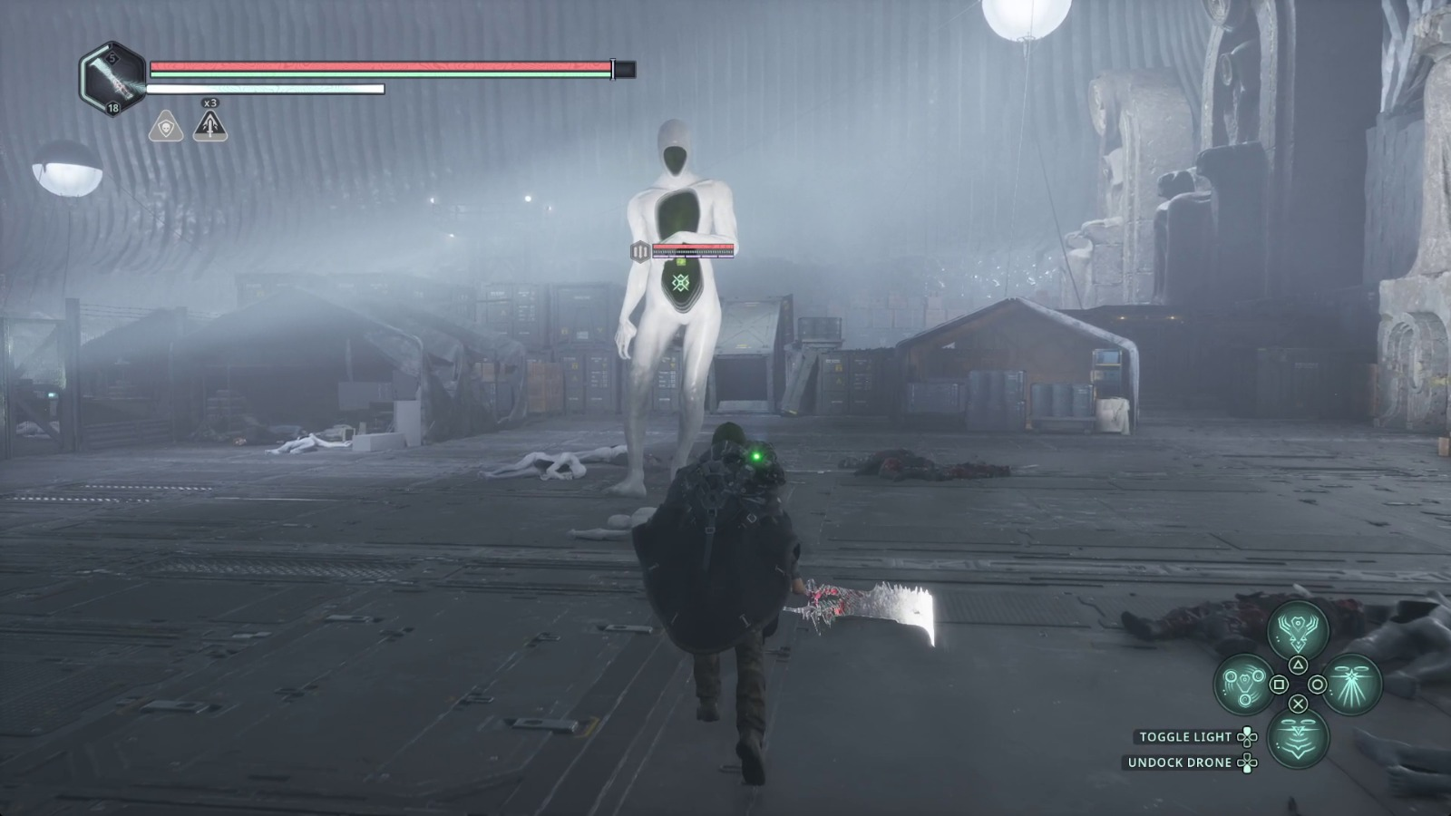 Проем в заборе ведет к временной петле