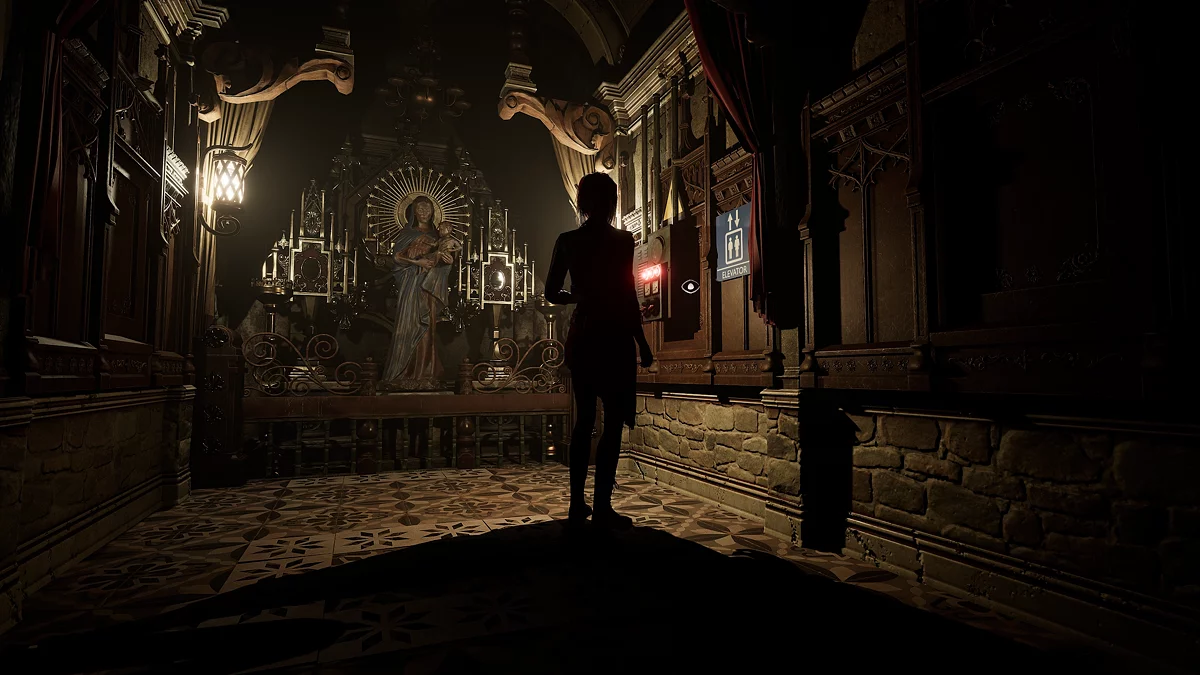 Рубильник на стене активирует лифт в главном зале