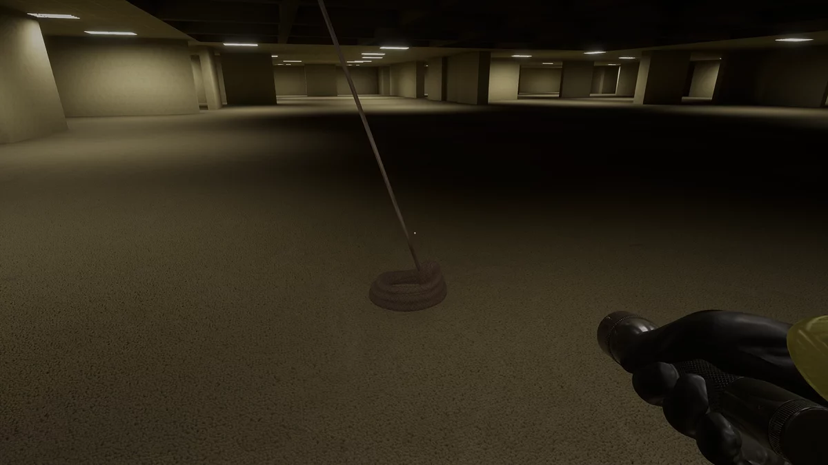 Зал с опасными отверстиями в полу и узкими проходами