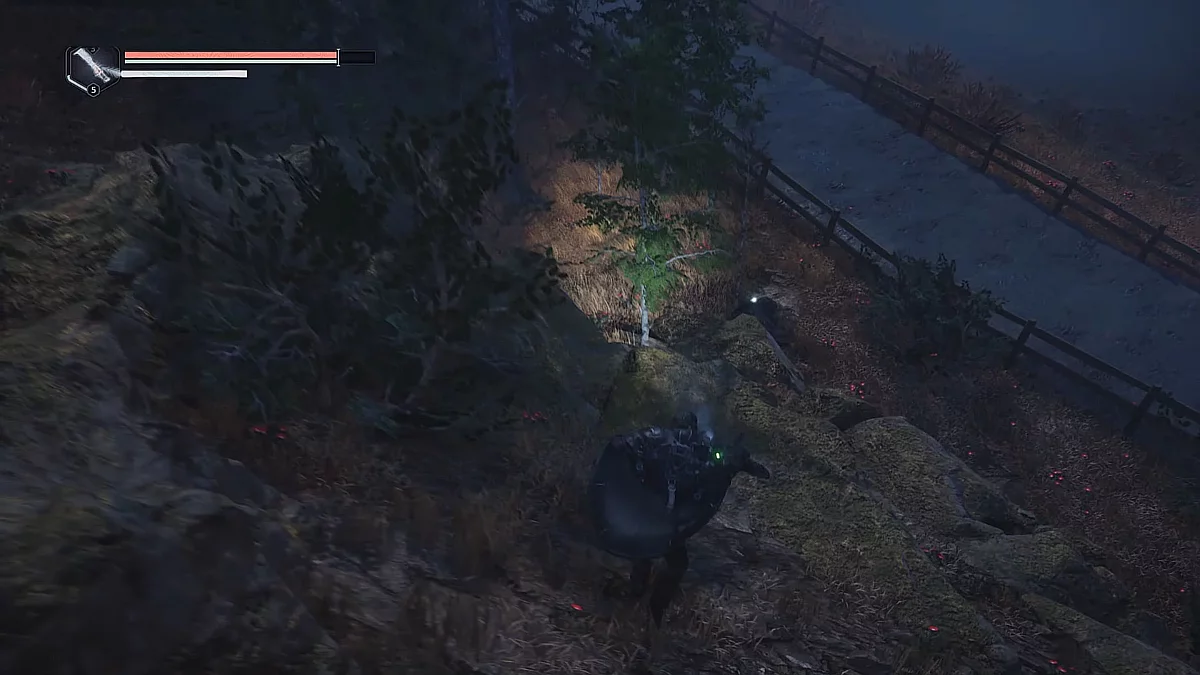 Деревянный забор с декоративным трупом