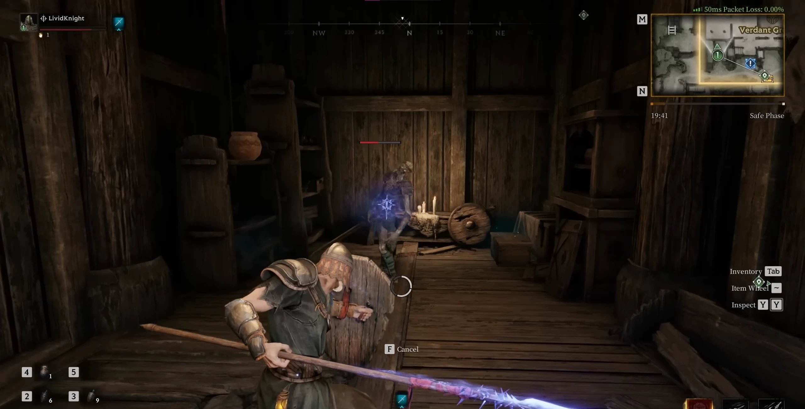 Увядший рыцарь в Mistfall Hunter с двуручным мечом в ближнем бою