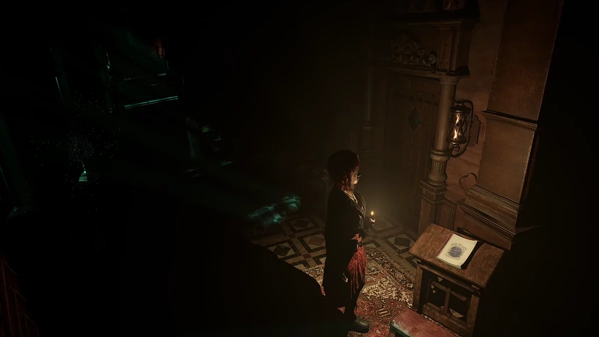 Первый альбом Анны на постаменте в коридоре лазарета в Tormented Souls 2