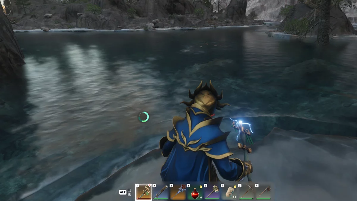 Процесс рыбалки в Enshrouded с завихрениями на воде