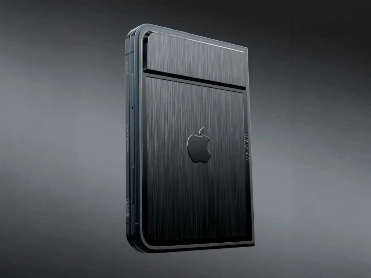 iPhone Duo Caviar, крупный план титановой панели