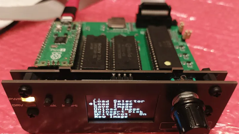 Плата-эмулятор дисковода Commodore 1551 на базе Raspberry Pi Pico