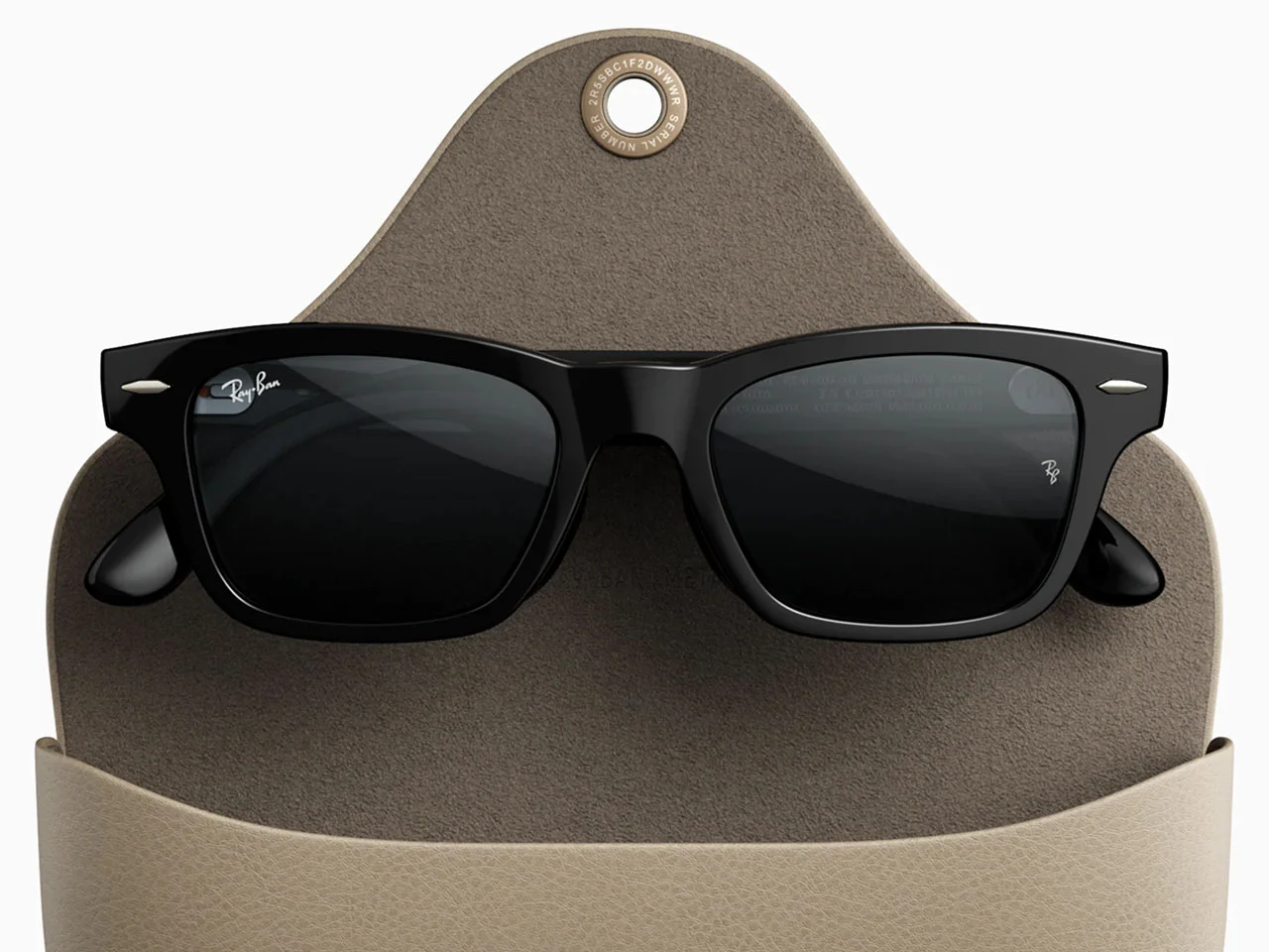 Умные аудиоочки Ray-Ban Meta в дизайне Clubmaster