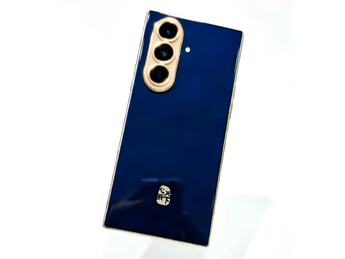 Samsung W27 — предполагаемый вид складного смартфона