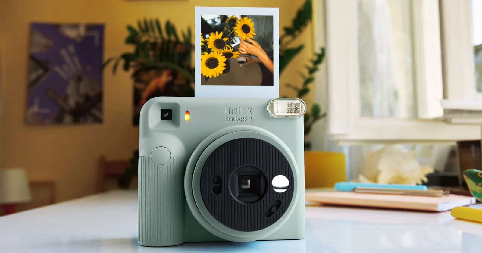 Корпус Instax Square 2 со скруглёнными гранями