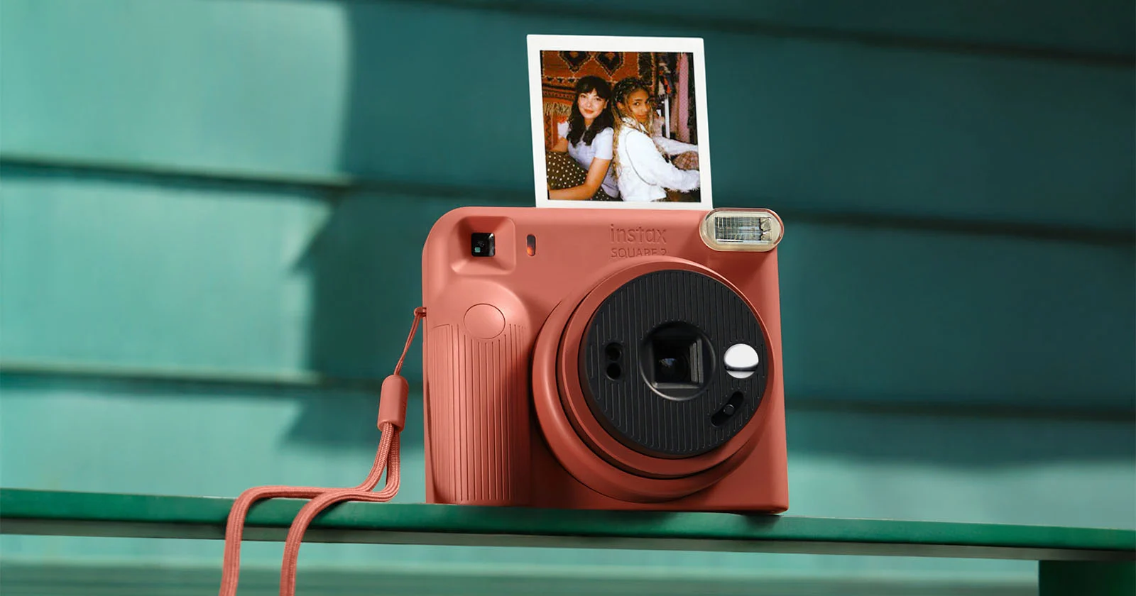 Моментальная камера Fujifilm Instax Square 2