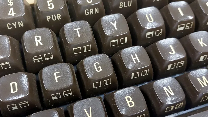 Клавиатура компьютера Commodore 64