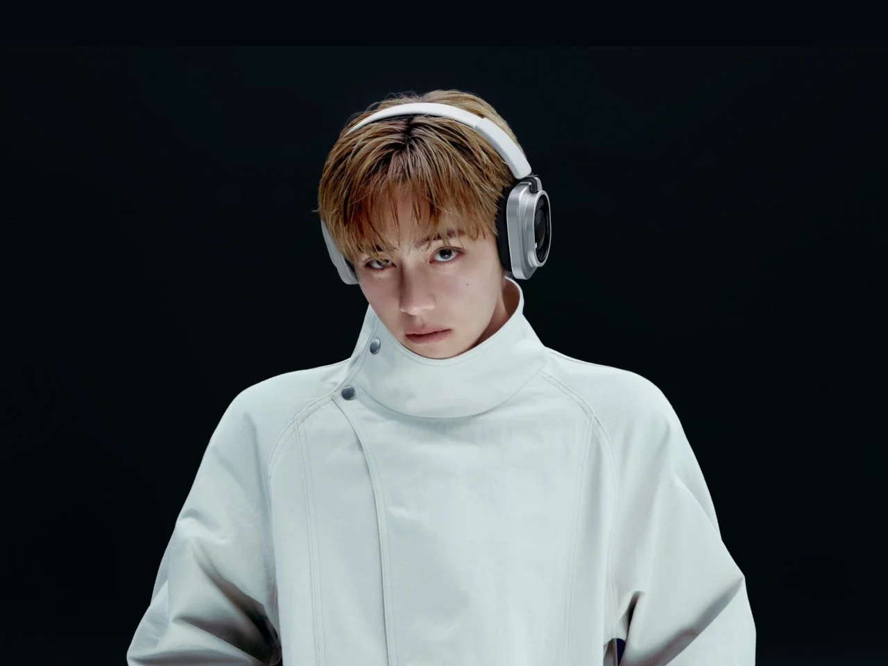 Наушники Nothing Headphones (1) Pro крупным планом