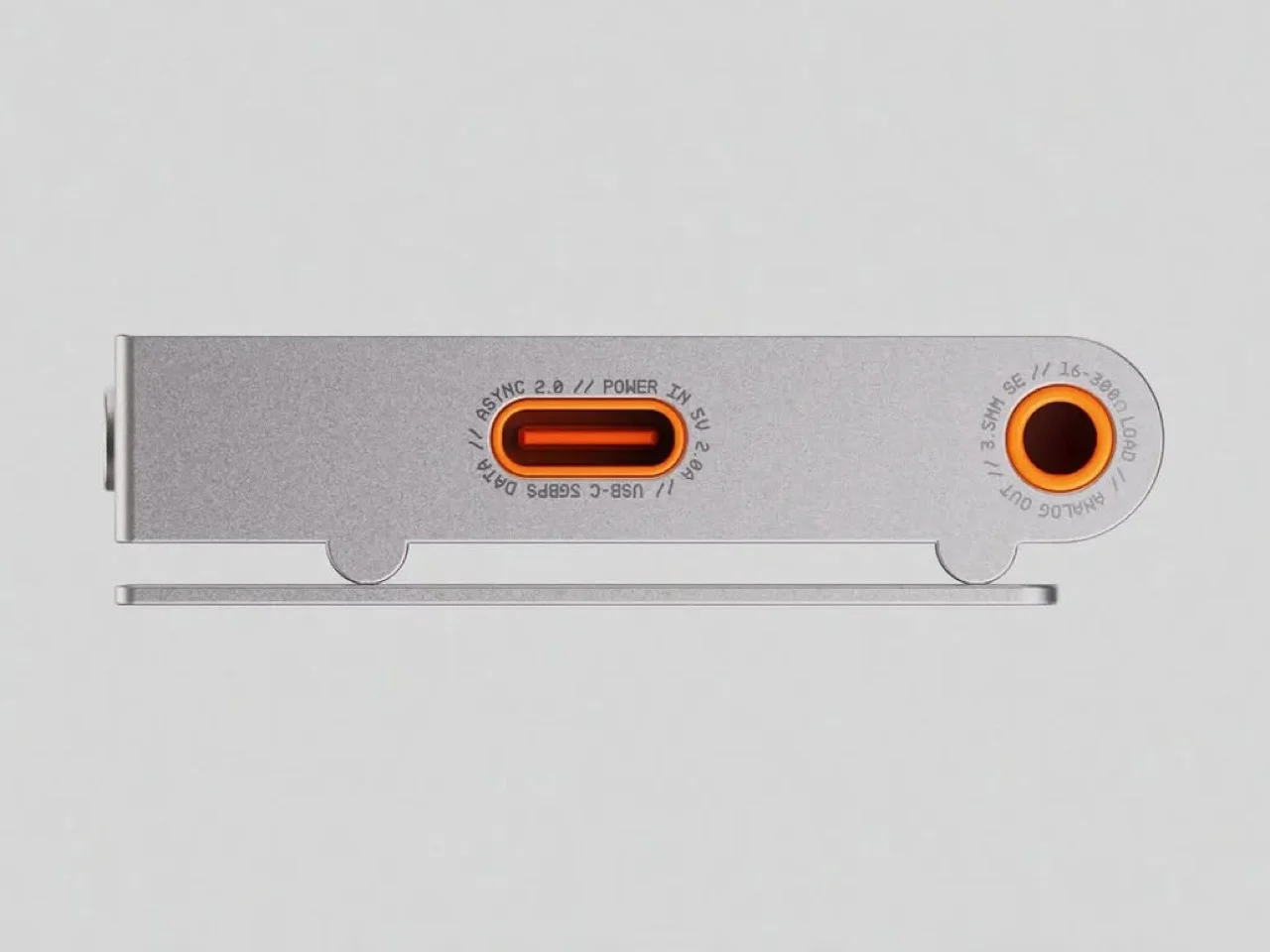 Плеер MAD-5 в режиме USB-ЦАП, подключённый к ноутбуку