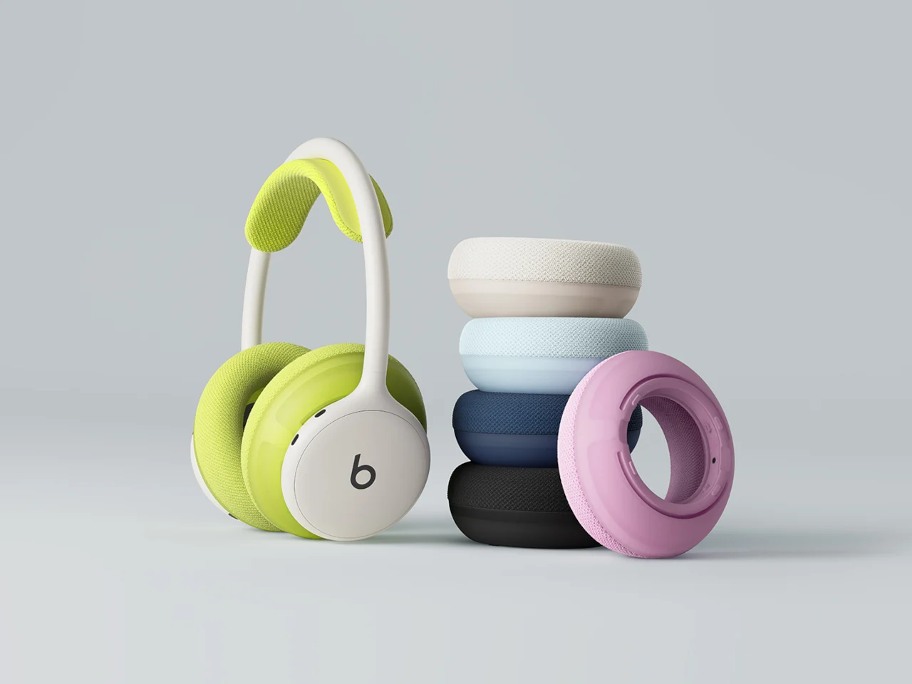 Полноразмерные наушники Beats 360 крупным планом
