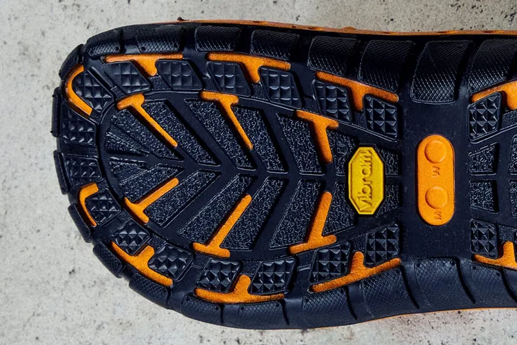 Подошва Vibram на сабо Crocs Tembo II RO