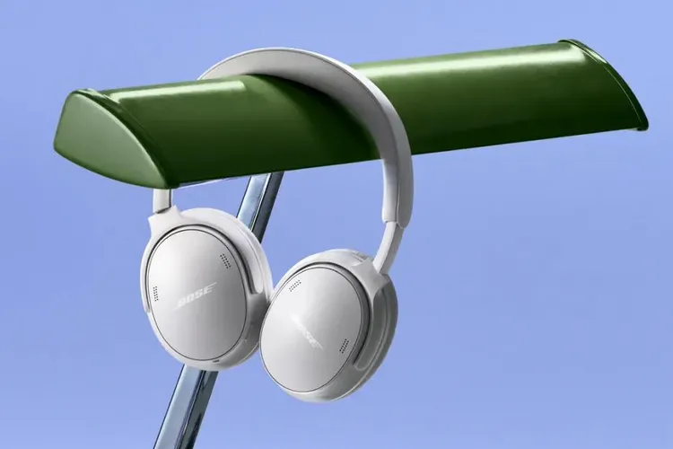 Режим пространственного звука Immersive Audio в наушниках Bose