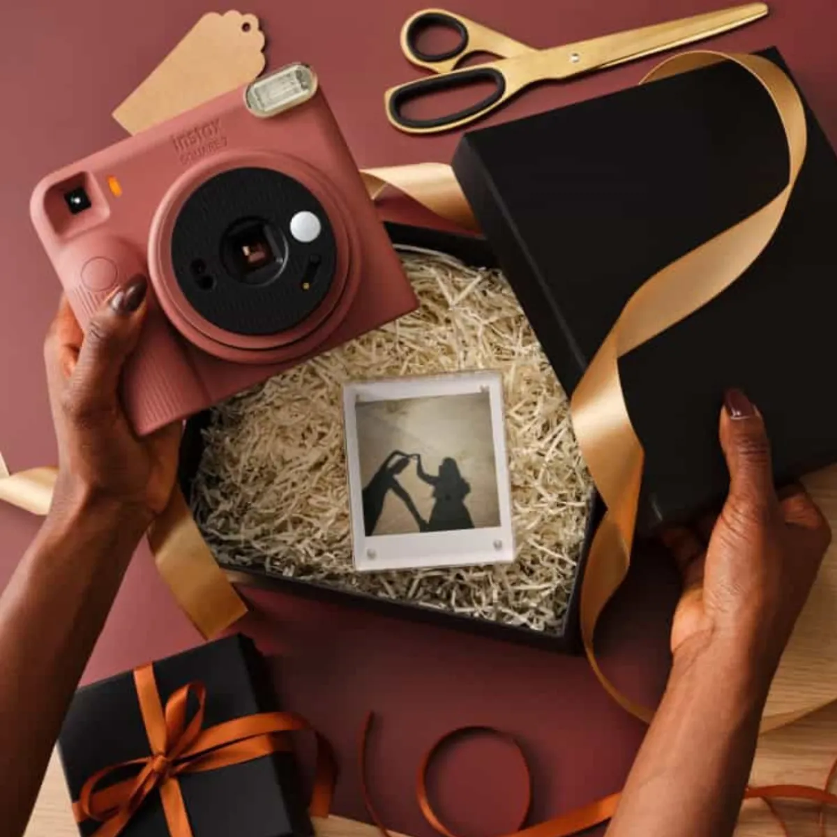 Fujifilm instax SQUARE 2 — вид на органы управления