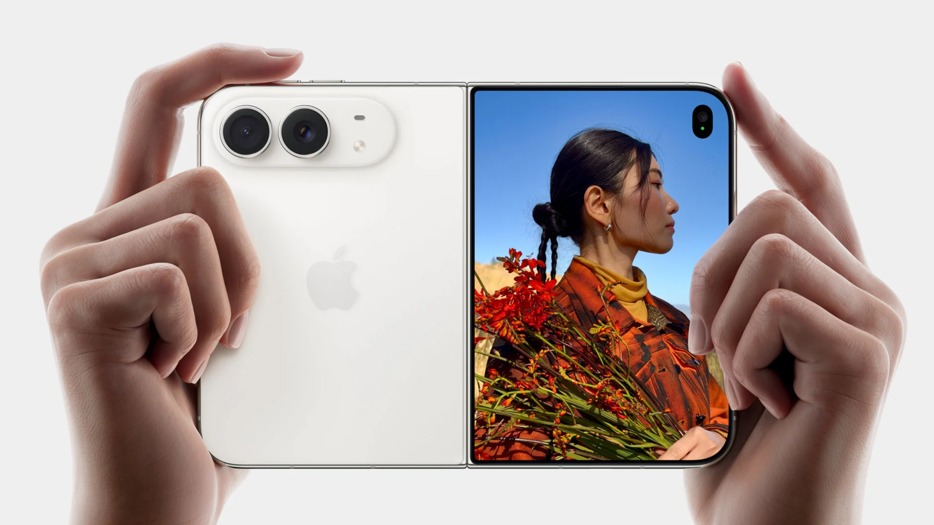 Сравнение экранов iPhone Duo и Galaxy Z Fold8