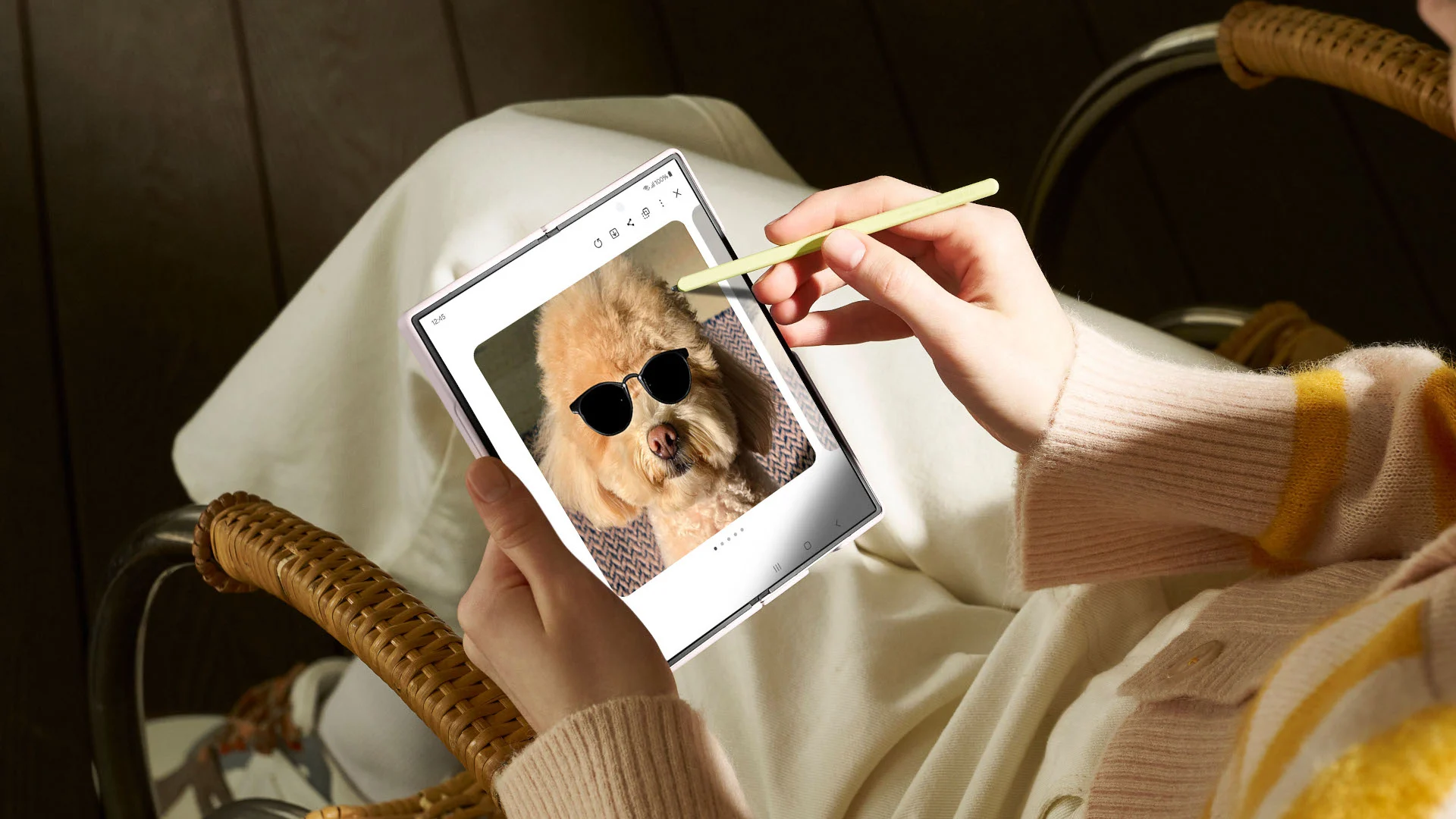 Samsung Galaxy Z Fold6 со стилусом S Pen