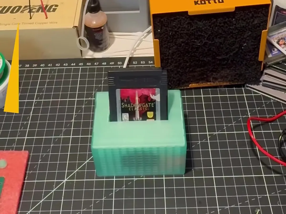 Retro Song Bird выводит четыре звуковых канала Game Boy в виде отдельных USB-аудиопотоков