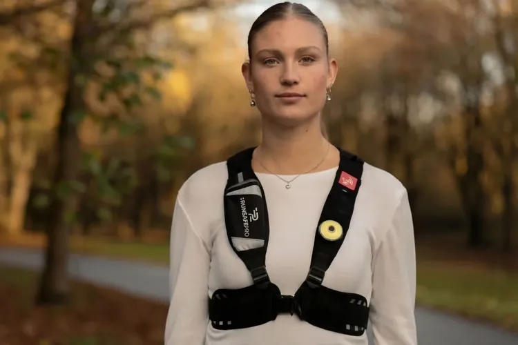 Умный беговой жилет RunSafePRO Smart Running Vest